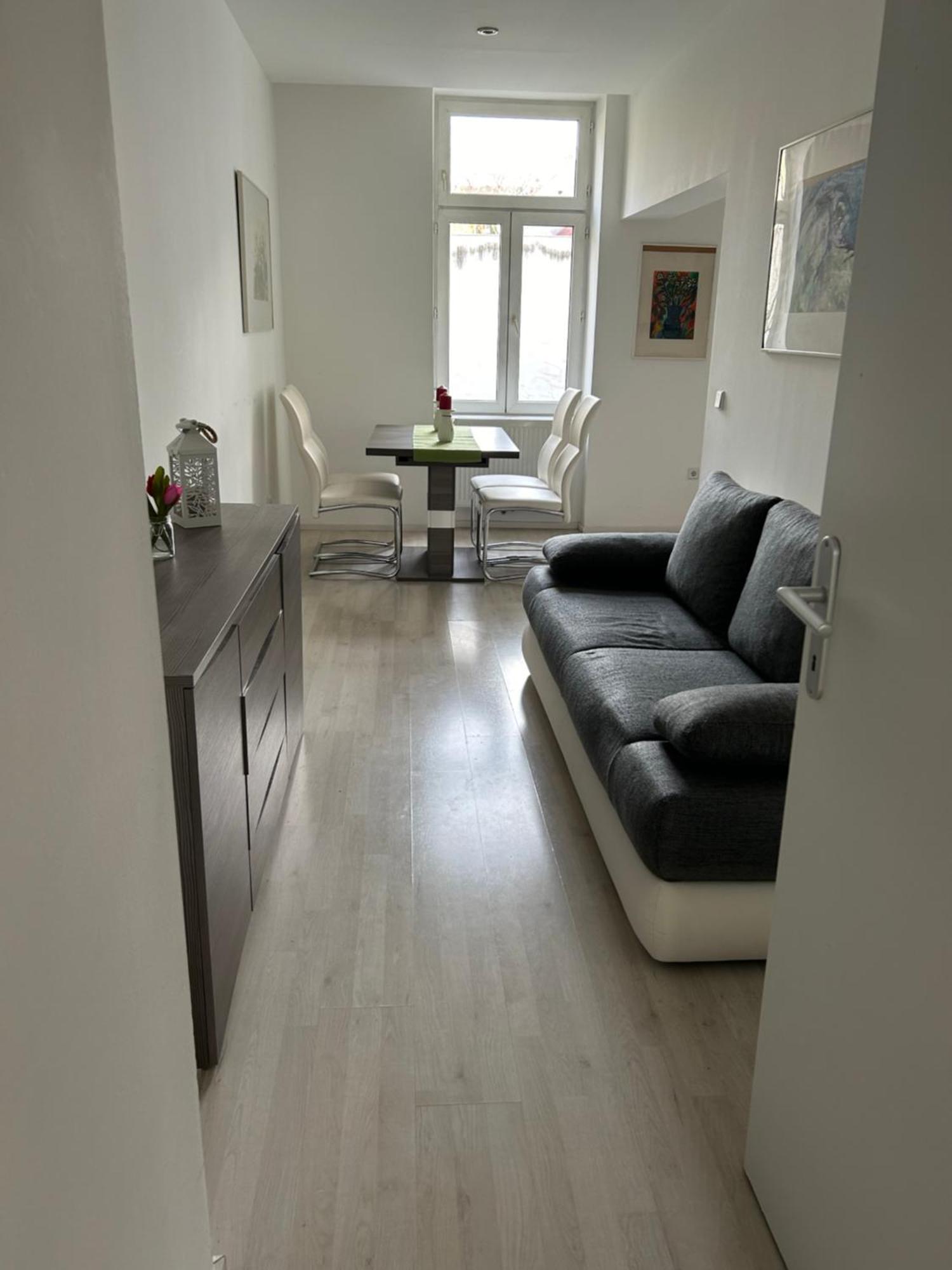 Apartment Schoene, Helle In Stadtnaehe