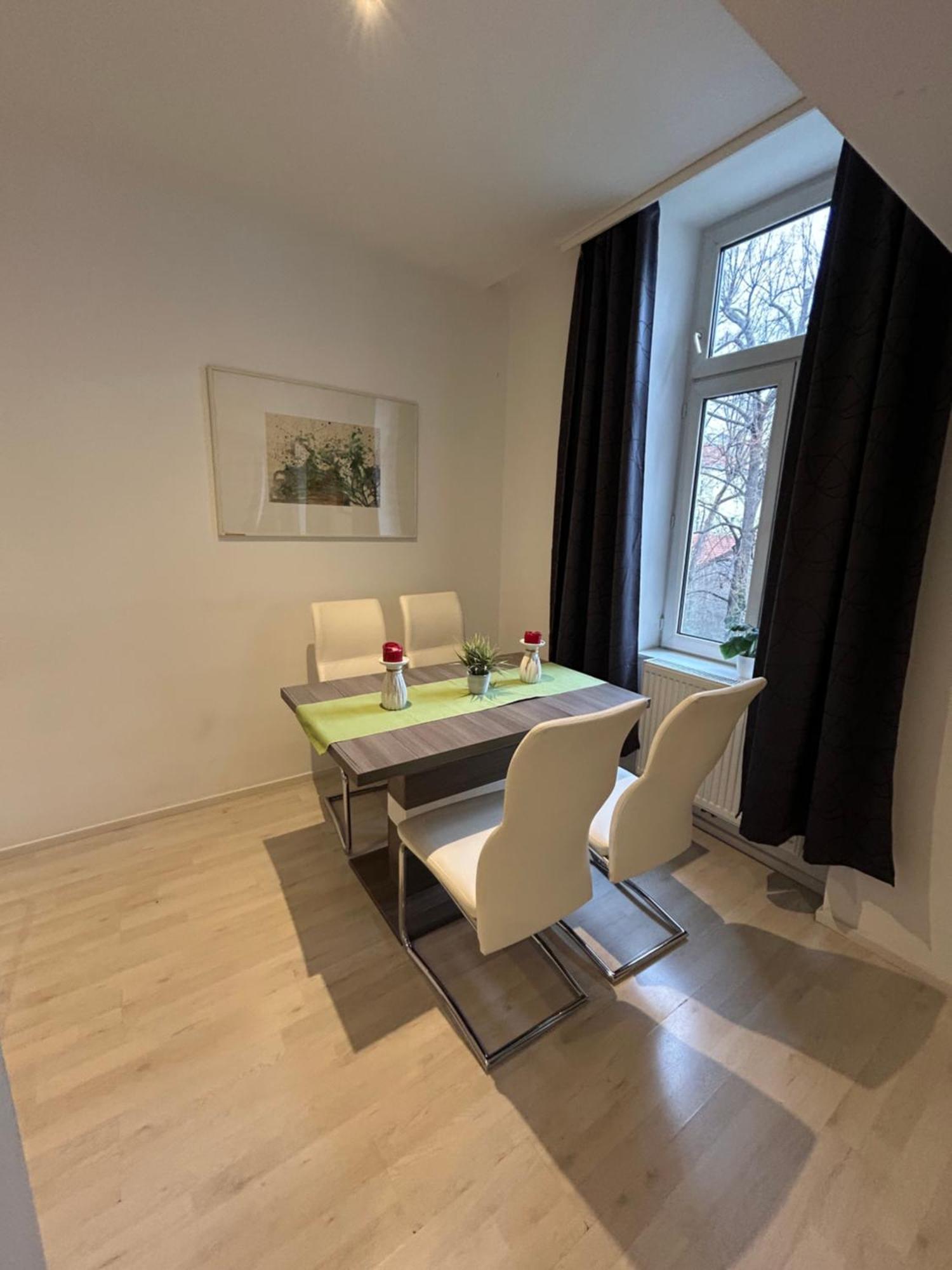 Apartment Schoene, Helle In Stadtnaehe